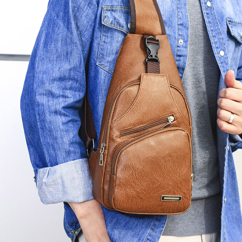 Brusttasche