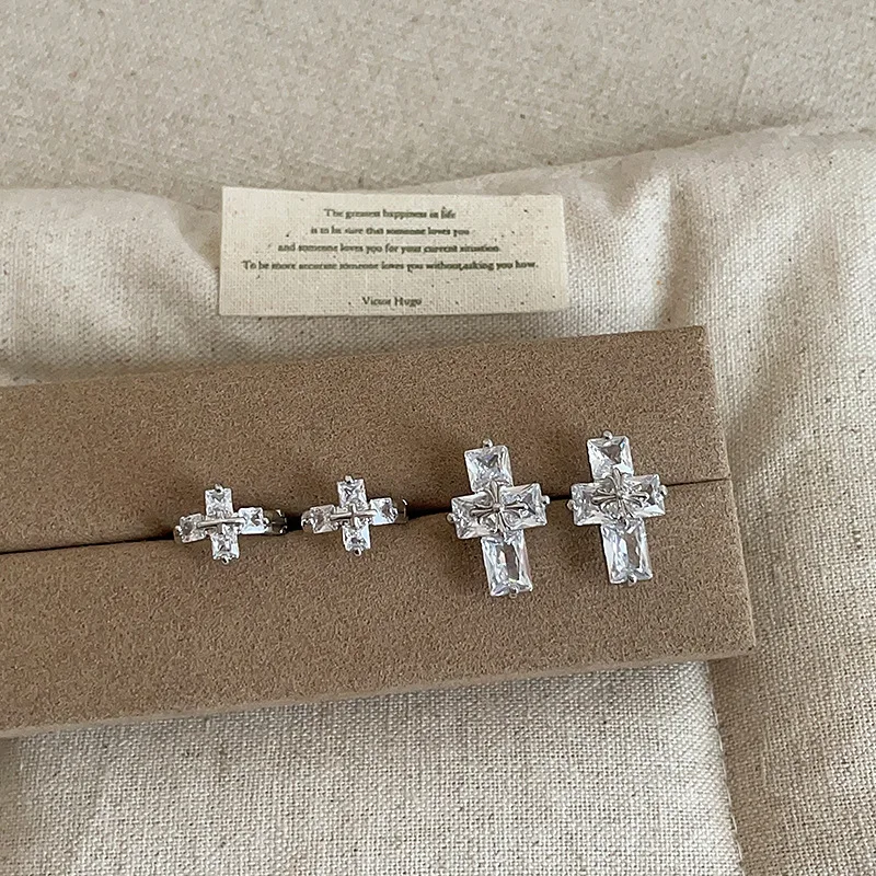 Silver-Plated Cross Stud Earrings with Zirconia 2