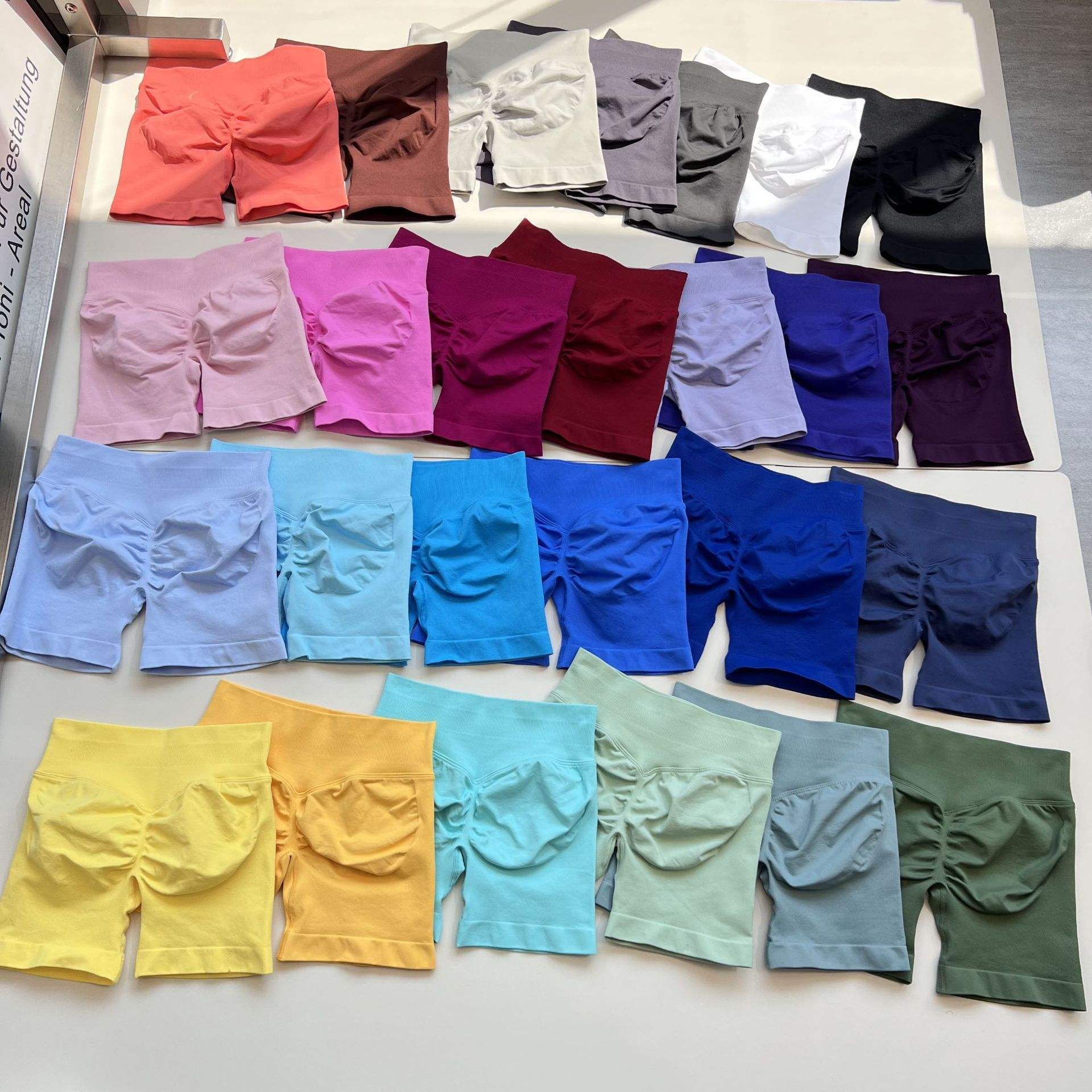 Seamless Scrunch Butt Yoga Shorts for Women High 4