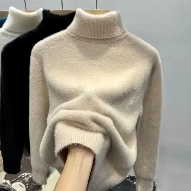 Damen-Rollkragenpullover 3