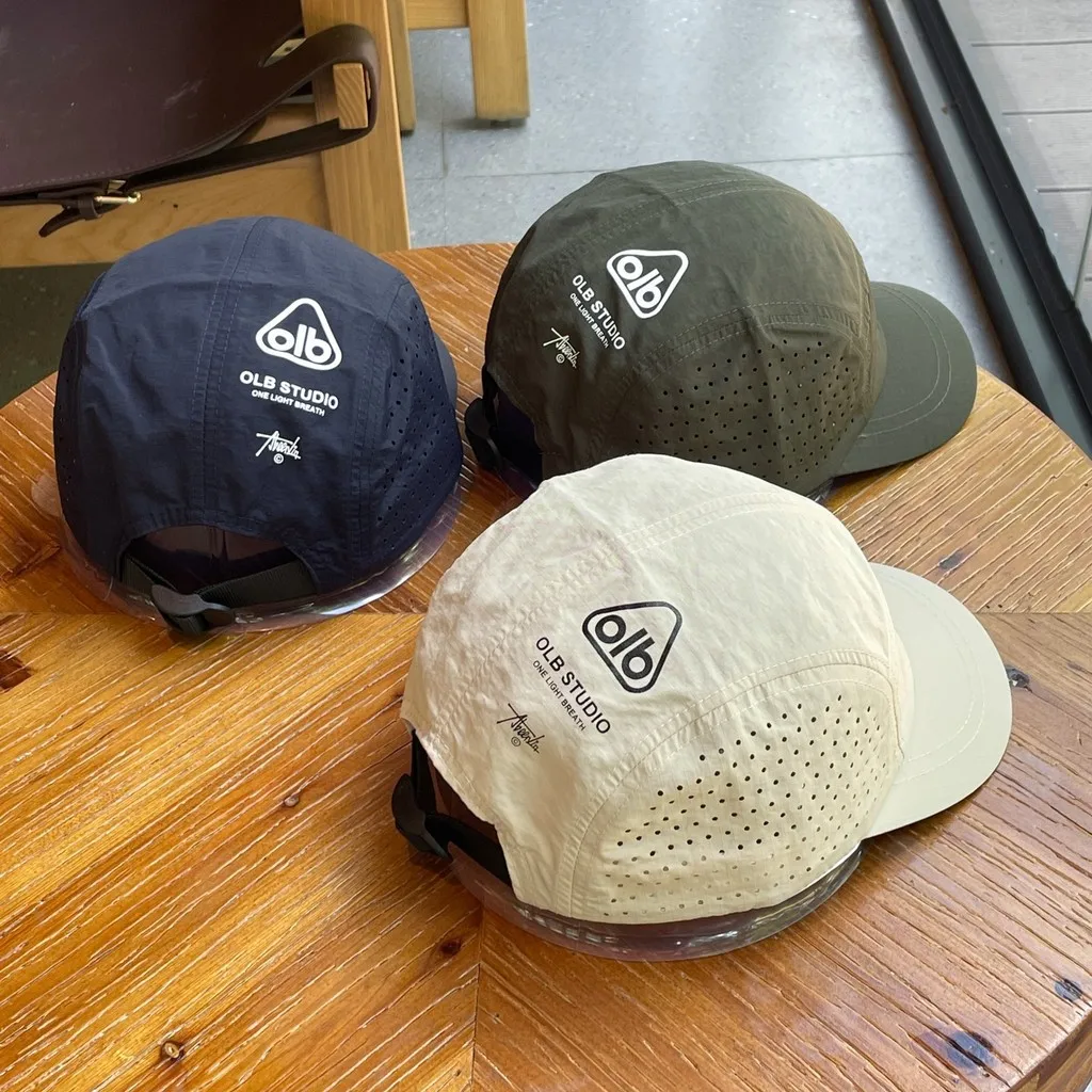 Schnell Trocknende Mesh-Baseballkappe mit Kurzer Krempe – Atmungsaktiver
