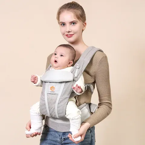 Egobaby Breeze Babytrage mit Box und Instrument Rucksack