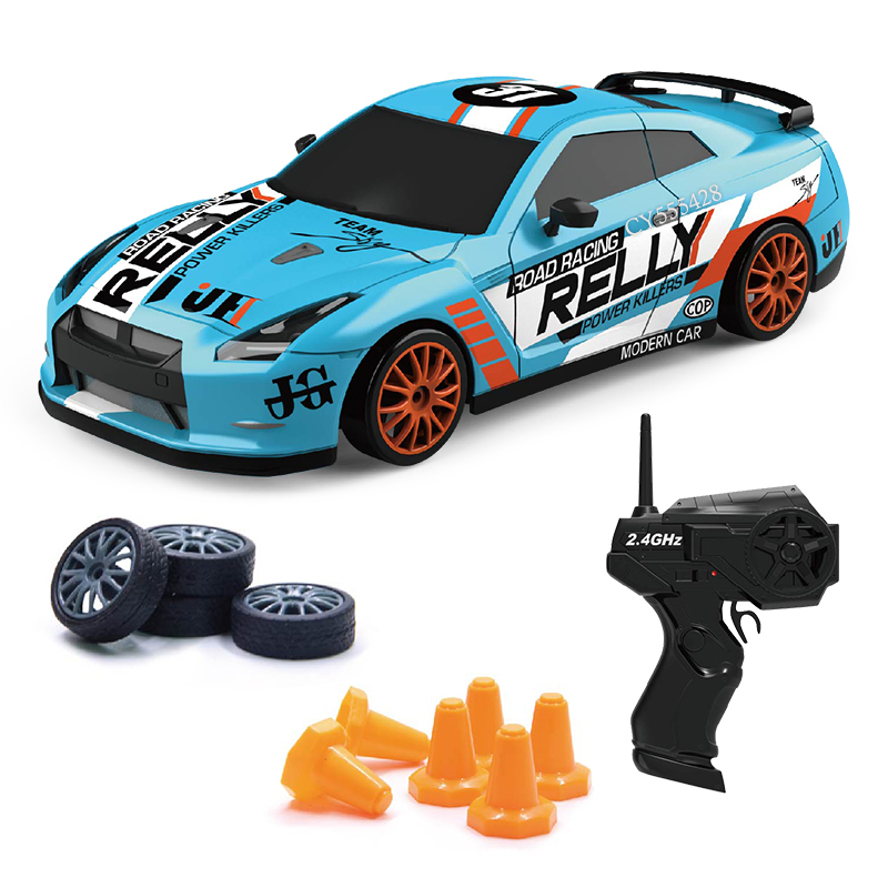 1:24 Drift-RC-Auto mit Hindernis-Set