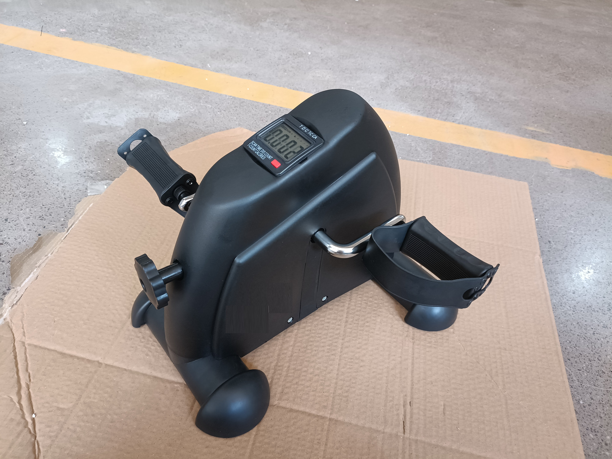 Mini-Heimtrainer für unter den Schreibtisch 3