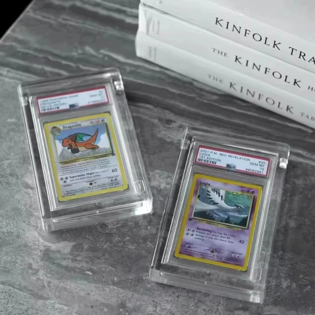 Maßgefertigte Magnet-Acryl-Schutzhülle für Sammelkarten Acryl-Vitrine CGC BGS TCG 4