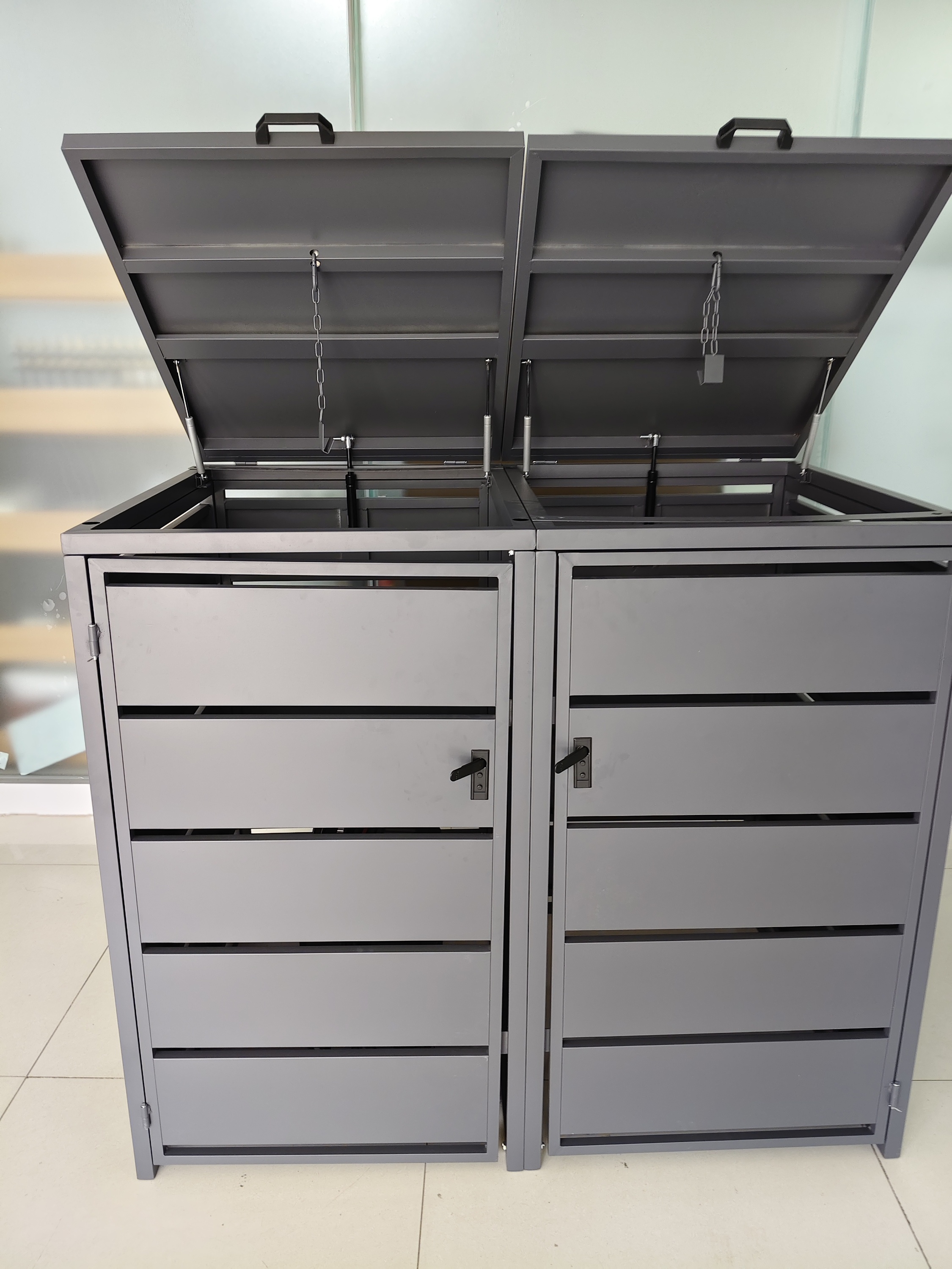 Waterproof Aluminum Outdoor Trash Cabinet with Lock 4
