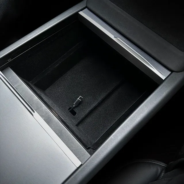 Armrest Organizer 2