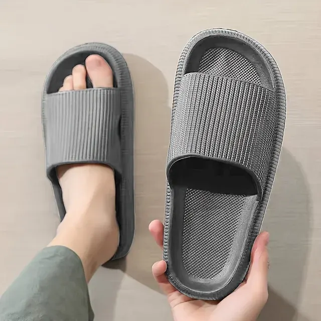 Rutschfeste EVA-Badesandalen mit dicker Sohle 4
