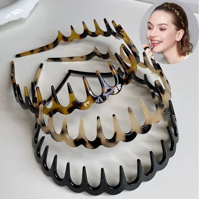 Wavy Acetate Hair Band for Women 1