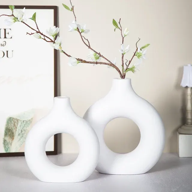 Donut Vase 3