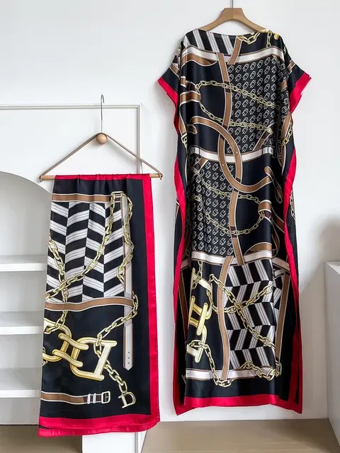Fledermausärmel-Maxikleid 2