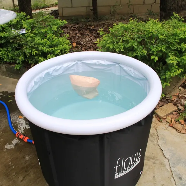 Aufblasbare Eisbadewanne 1