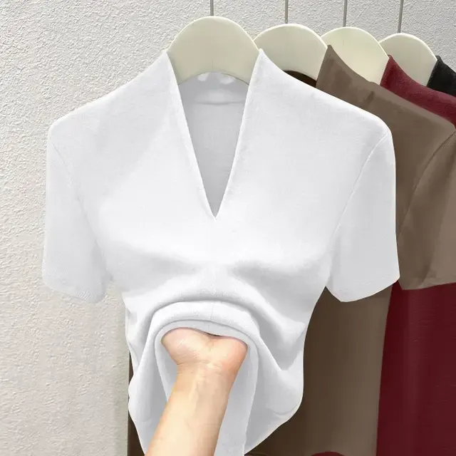 Women's Basic T-Shirt 3