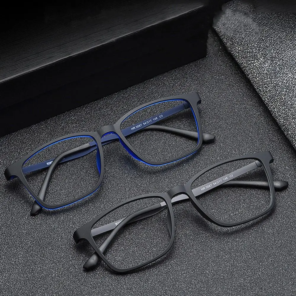 Square Blue Light Reading Glasses in TR90 2