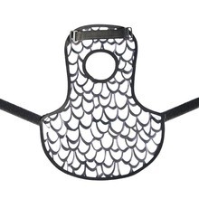 Hennen-Rückenschutz mit Fixierung und Schürze 4