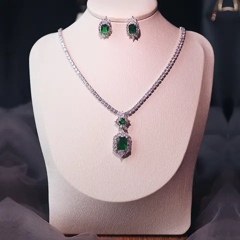 Pendant Necklace with Earrings