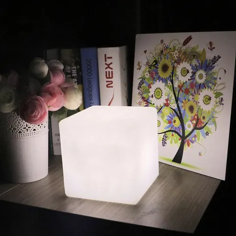 Square Restaurant Atmosphere Table Lamp