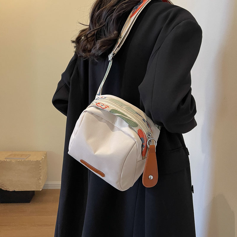 Women's Canvas Structured Crossbody Bag