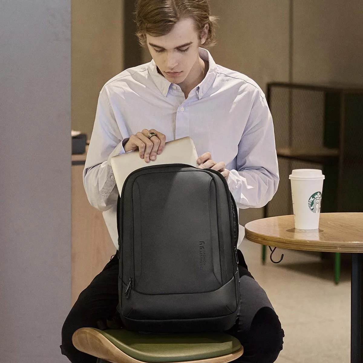 Waterproof Men's Laptop Backpack, 15.6-Inch 3