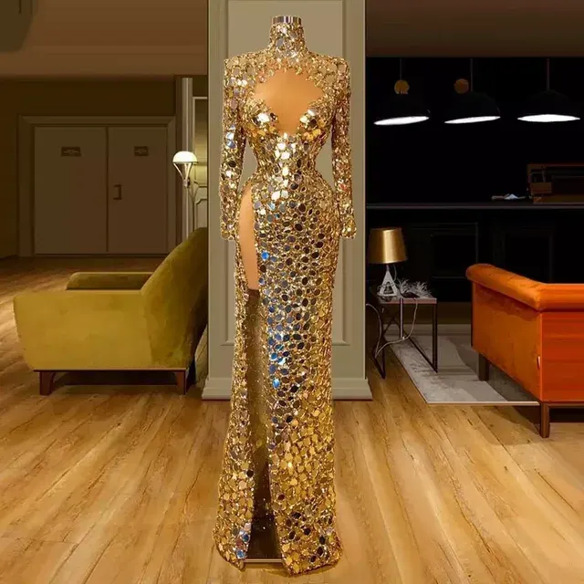 Pailletten-Abendkleid 1