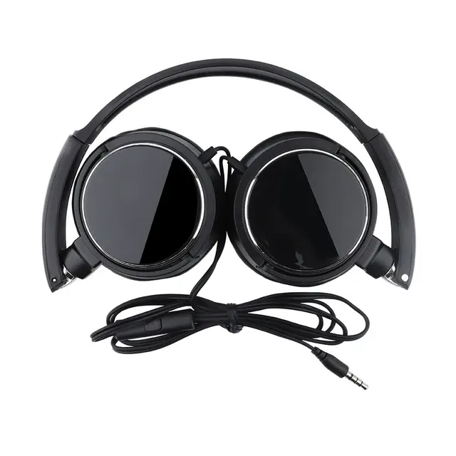 Wired Headphones 3