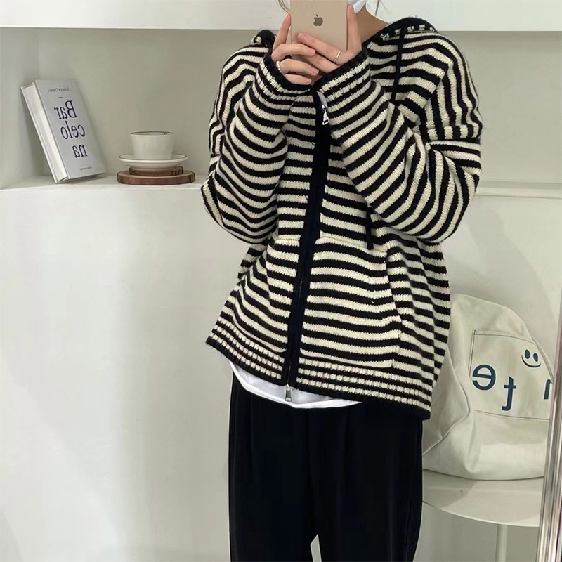 Strickjacke