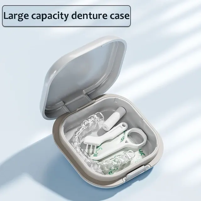 Orthodontic Retainer Case with Lid and Holder 4