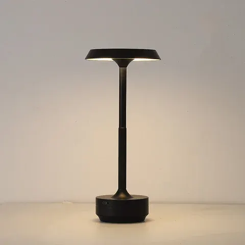 Tragbare Kabellose LED-Tischlampe 5000mAh Akku Stufenlose Dimmung für