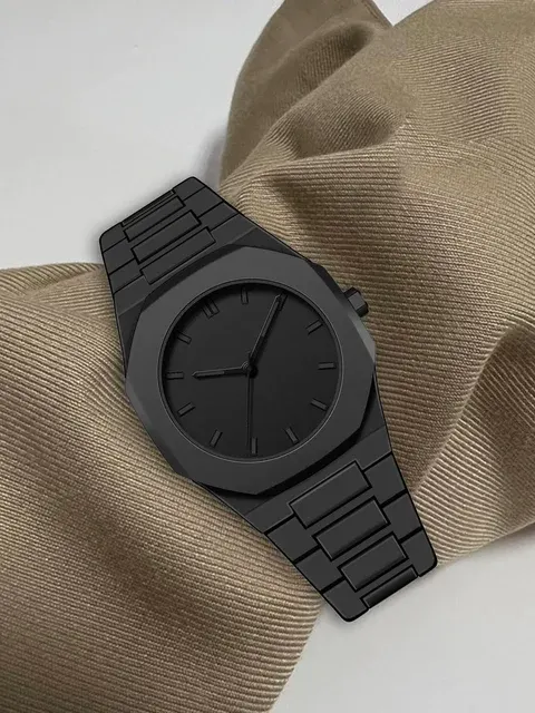 Minimalist Men's Quartz Wristwatch 4