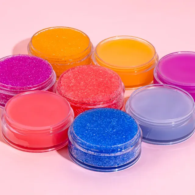 Veganes 3-in-1 Lippenpflege Kit mit Peeling 4