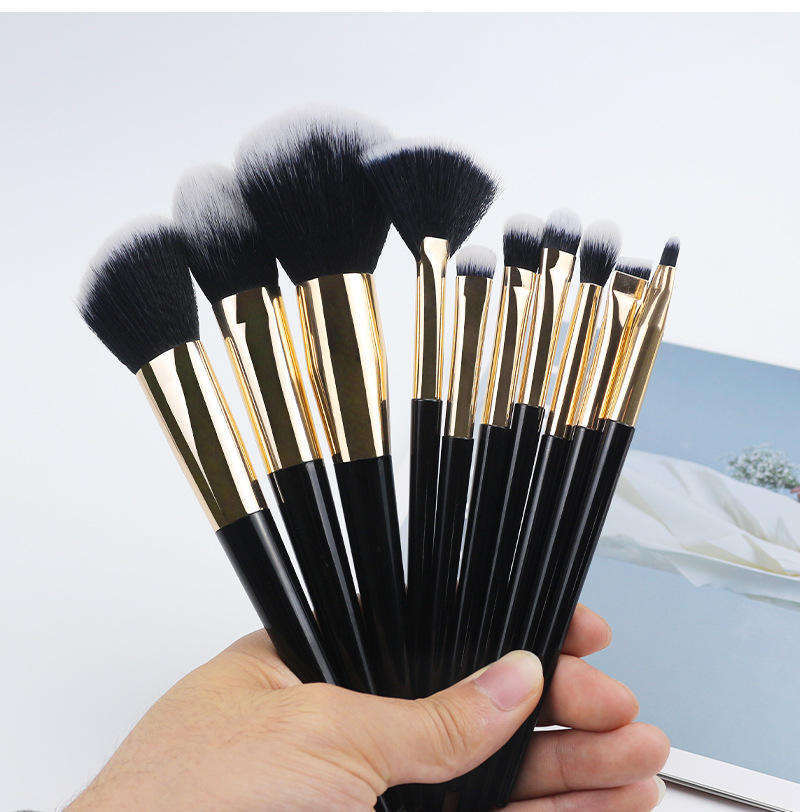 Eco Makeup Brush Set Wood Handle 4