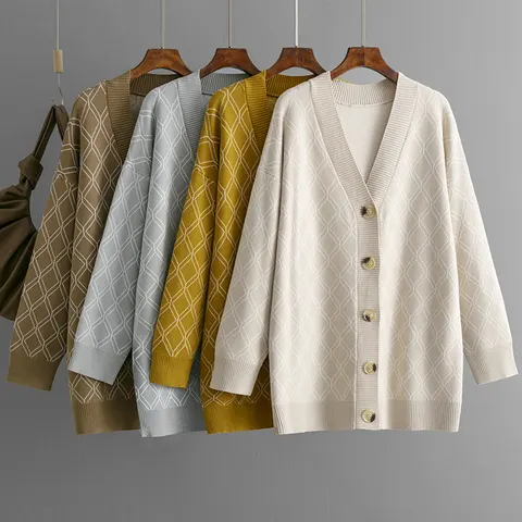 Diamond Pattern Knit Cardigan